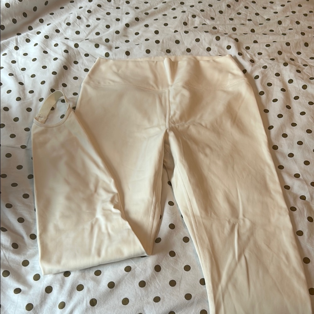 WeWoreWhat Cream Leggings